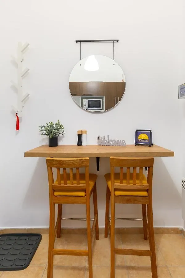 P34 Pannonia Apartment Budapest Hungary